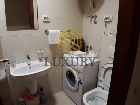Prodaja, garsonjera, 33m², City Kvart, Podgorica - image 7