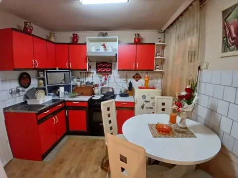 Prodaja, kuća, 117m², Radijalac, Subotica - image 11