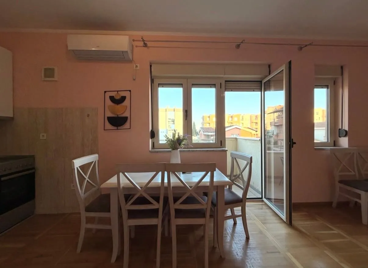 Rent, two bedroom apartment, 78m², Zabjelo, Podgorica