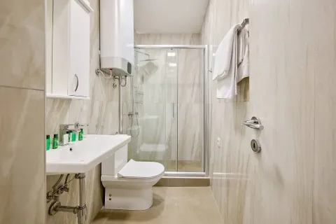 Rent, one bedroom apartment, 60m², Bečići, Budva - image 8