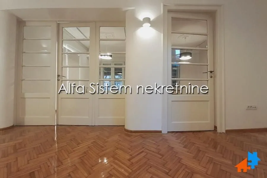 Rent, office space, 87m², Kalenić Pijaca, Vračar Sve Podlokacije