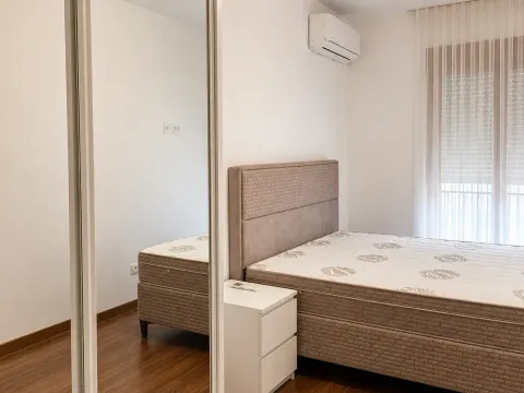 Rent, two bedroom apartment, 72m², Master Kvart, Podgorica - image 9