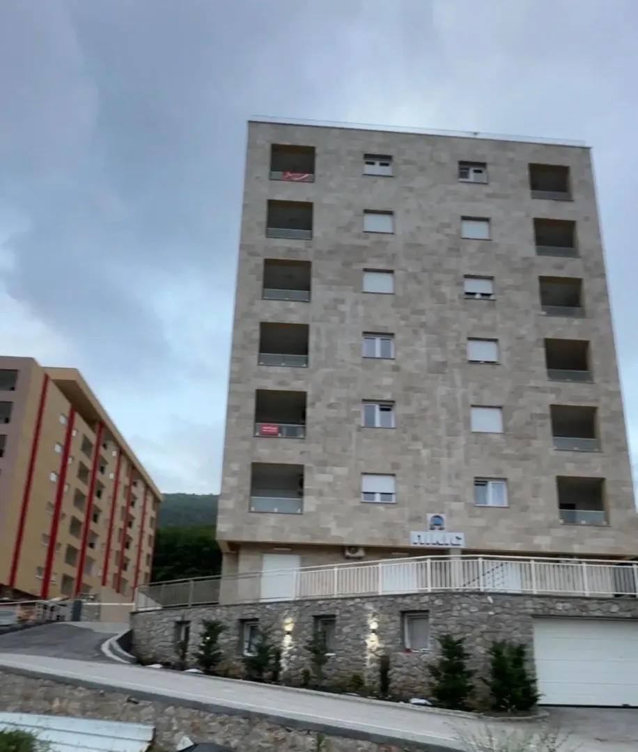 Rent, one bedroom apartment, 38m², Bečići, Budva