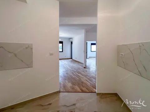 Prodaja, jednosoban stan, 58m², Zagorič, Podgorica - image 6