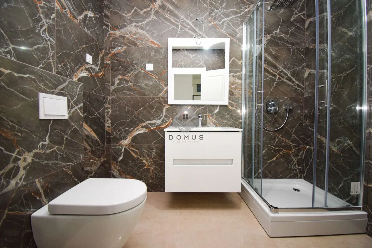 Rent, office space, 100m², Centar, Podgorica