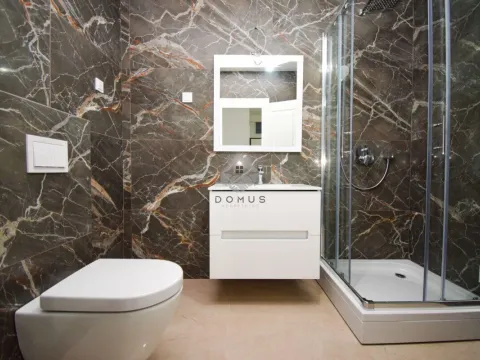 Izdavanje, poslovni prostor, 100m², Centar, Podgorica - image 7