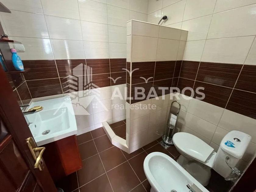 Izdavanje, ugostiteljski objekat, 300m², Dobre Vode, Bar