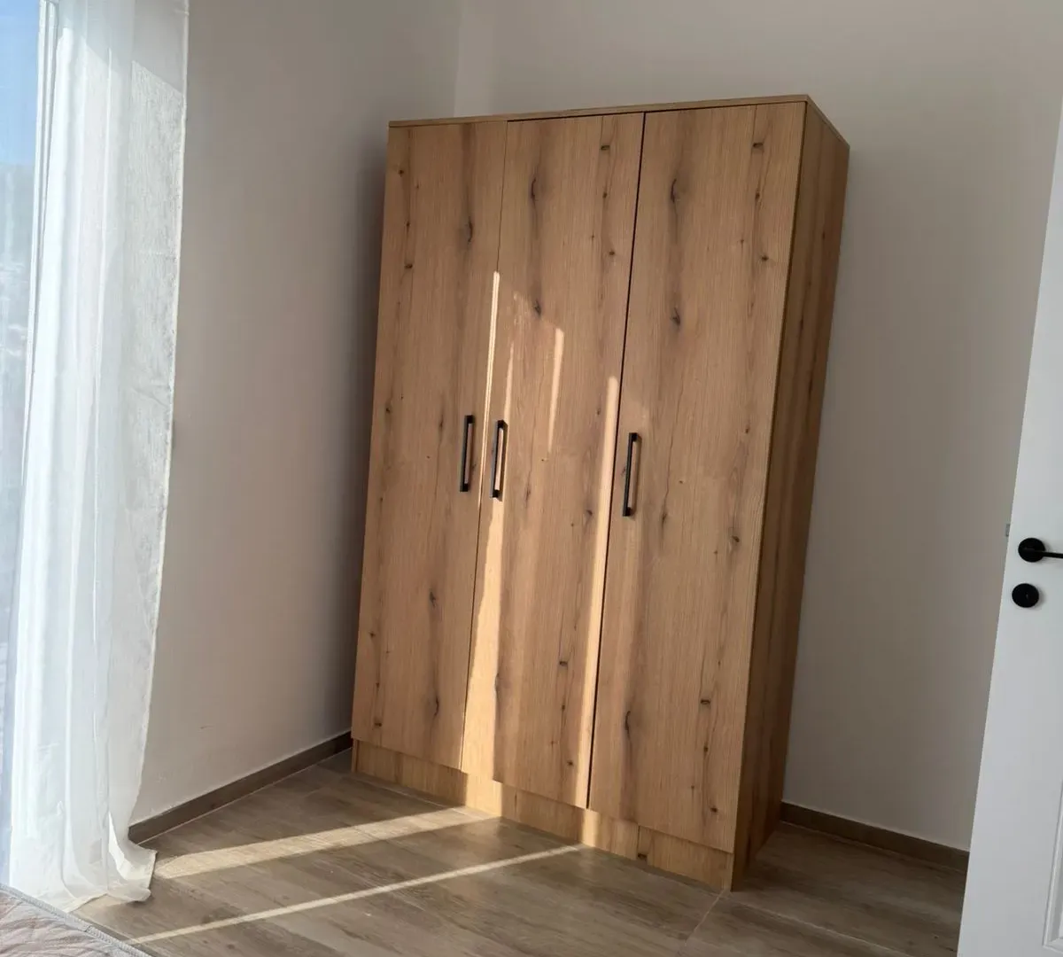 Izdavanje, dvosoban stan, 66m², Bonići, Tivat