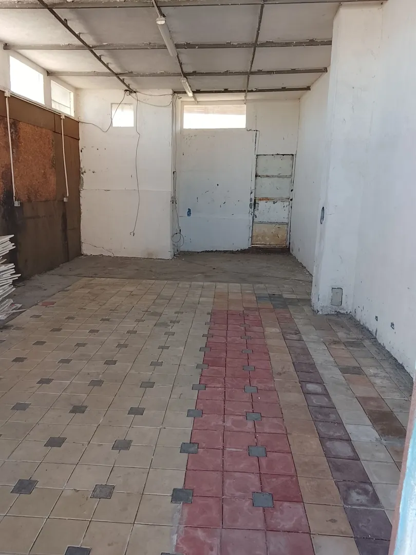 Rent, office space, 800m², Trešnja-Koviona, Sopot
