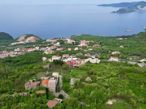 Zemljište in Blizikuće