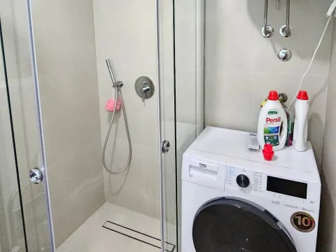 Izdavanje, jednosoban stan, 46m², Tuški Put, Podgorica - image 8