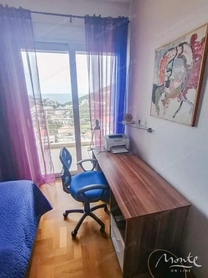 Sale, two bedroom apartment, 98m², Bečići, Budva
