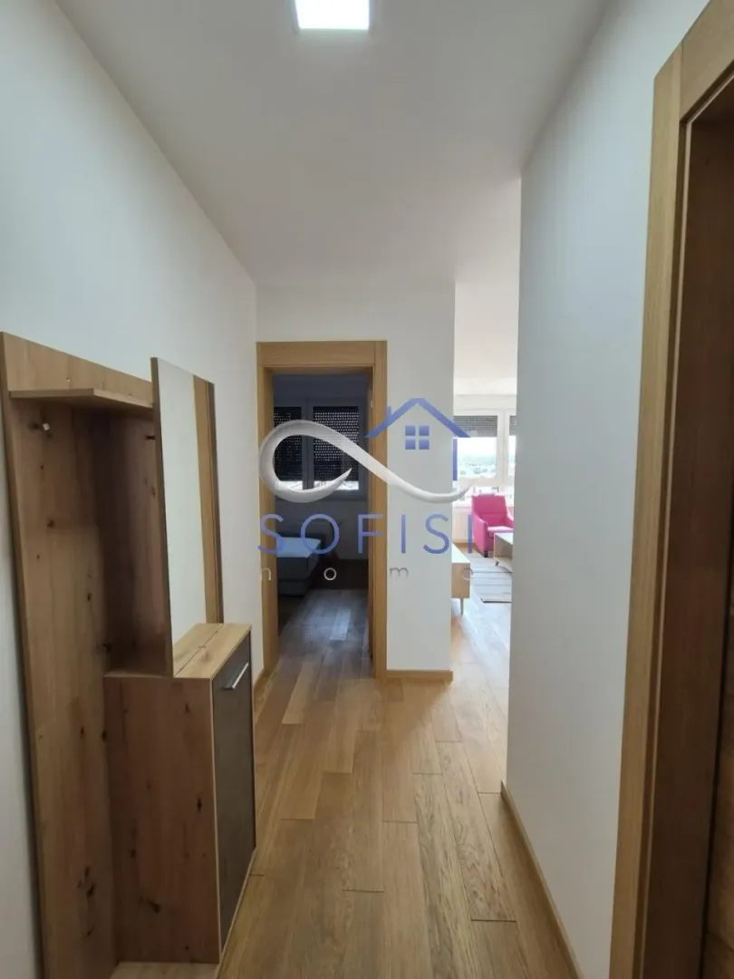 Izdavanje, jednosoban stan, 40m², Spens, Novi Sad Sve Podlokacije