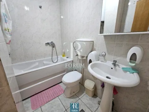 Prodaja, trosoban stan, 90m², Krivi Most, Podgorica - image 10