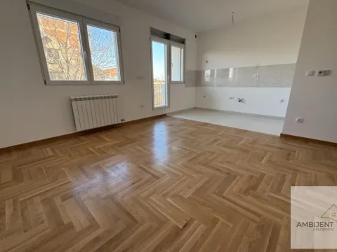 Prodaja, dvosoban stan, 47m², Surčin, Beograd - image 9