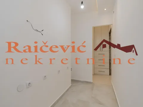 Sale, two bedroom apartment, 60m², Stari Grad, Beograd - image 11