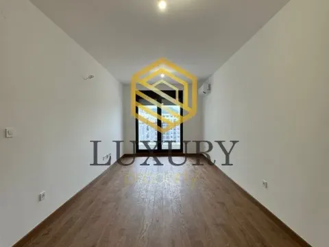 Rent, two bedroom apartment, 64m², Central Point, Podgorica - image 2