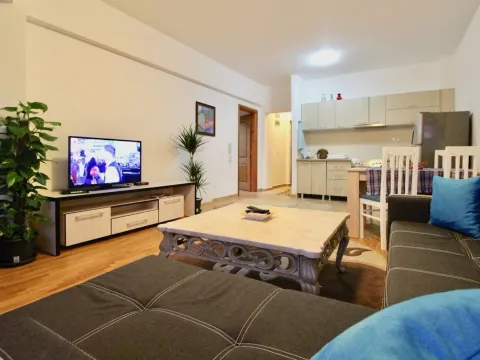 Stan-na-dan, jednosoban stan, 51m², Bar, Crna Gora - image 1