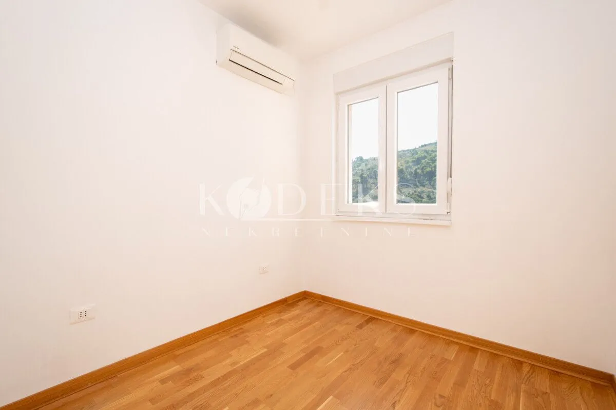 Rent, one bedroom apartment, 35m², City Kej, Podgorica