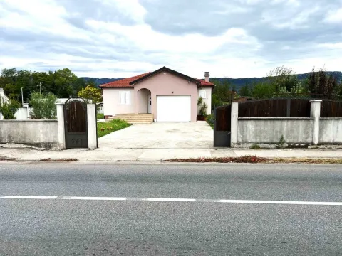 Izdavanje, kuća, 150m², Spuž, Danilovgrad - image 12