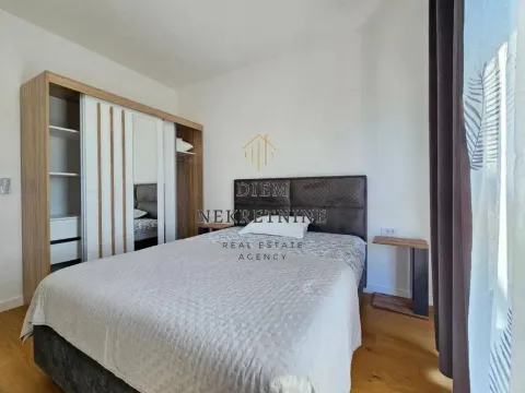 Rent, one bedroom apartment, 50m², Centar, Bar - image 14