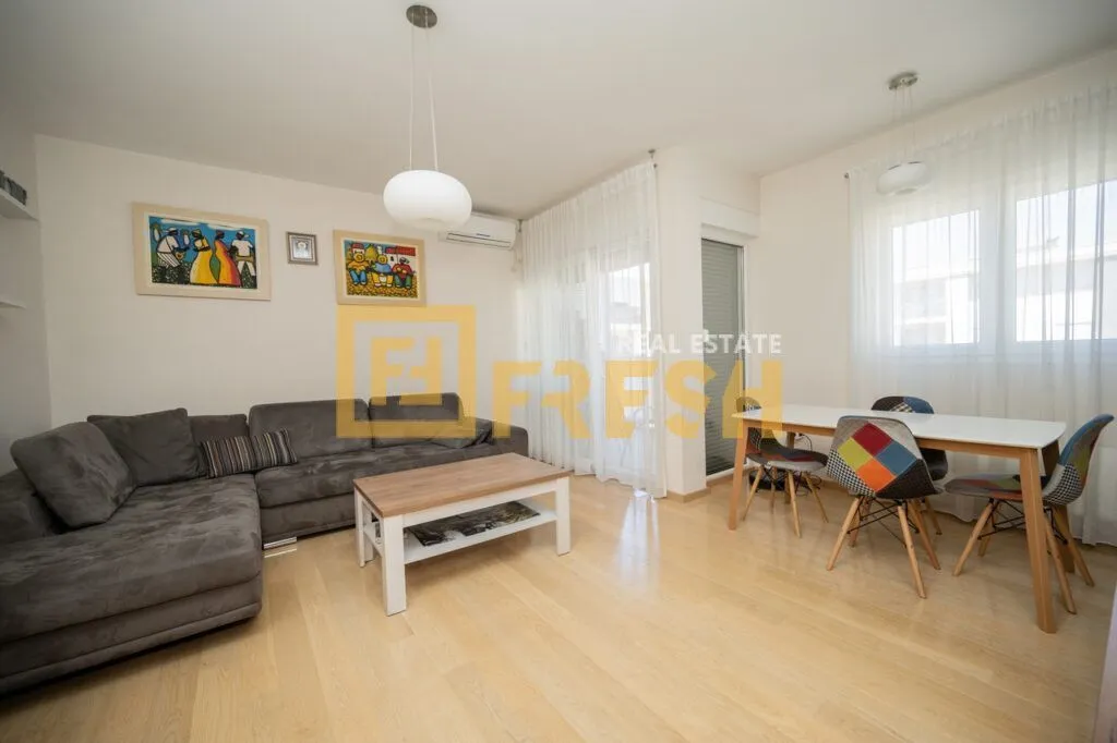 Sale, two bedroom apartment, 72m², City Kvart, Podgorica