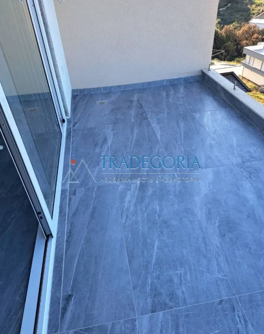 Prodaja, jednosoban stan, 56m², Dobra Voda, Bar