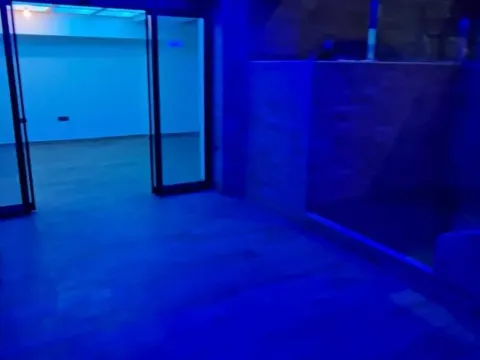 Izdavanje, poslovni prostor, 400m², Centar, Podgorica - image 5