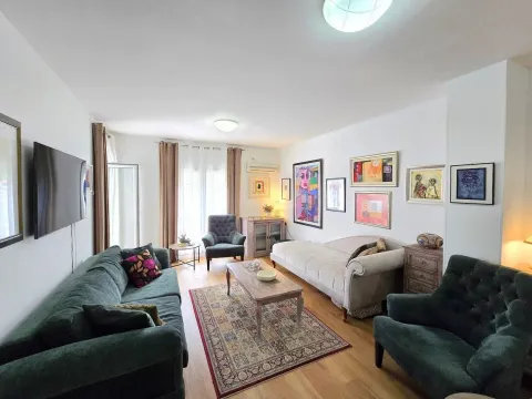 Prodaja, jednosoban stan, 76m², Budva, Crna Gora - image 1