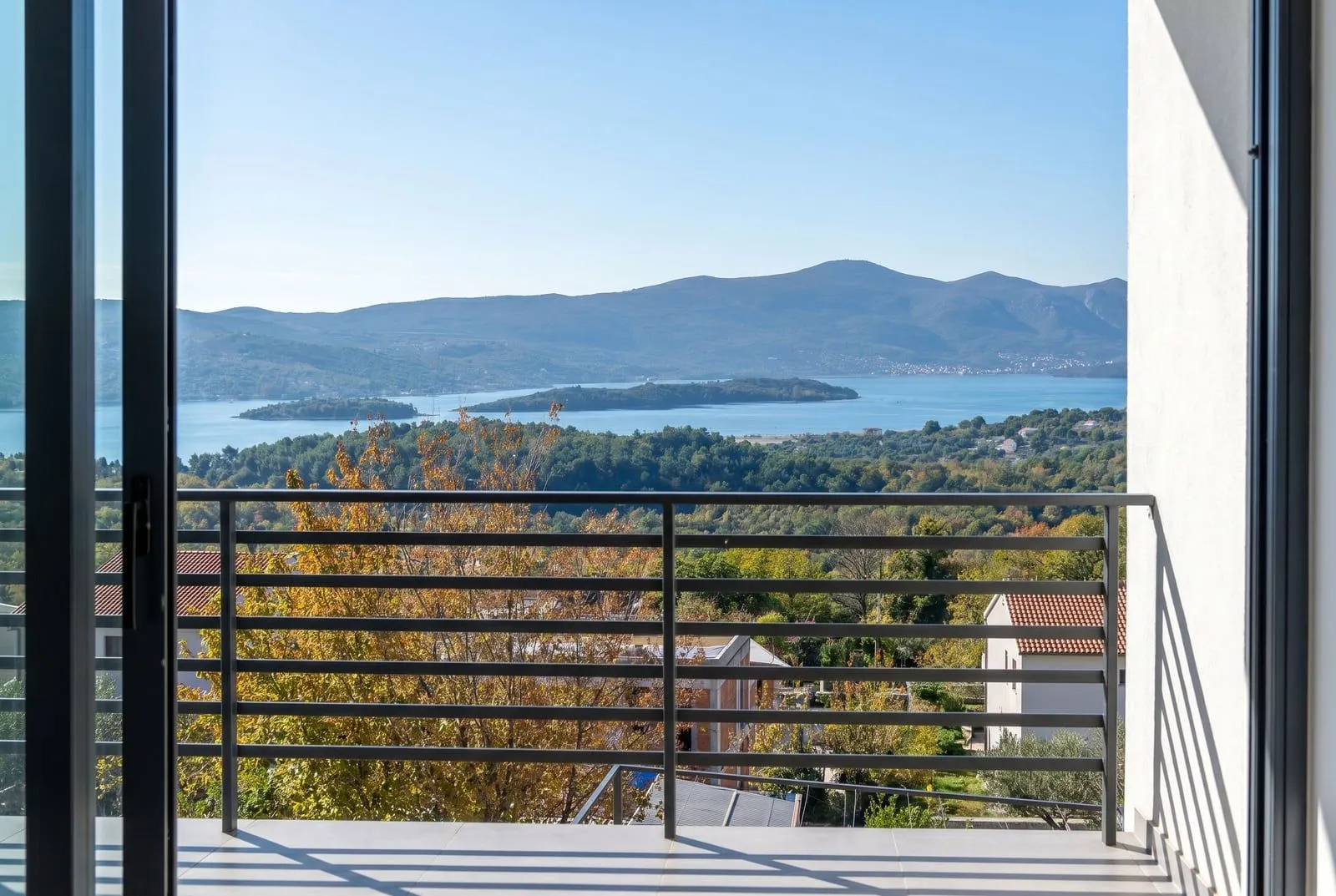 Prodaja, četvorosoban stan, 130m², Kavač, Kotor
