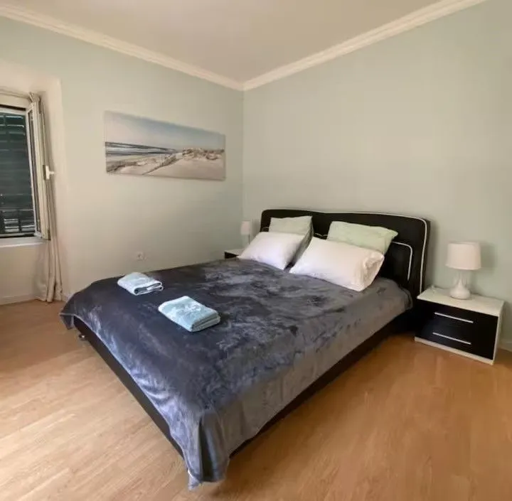 Prodaja, dvosoban stan, 51m², Stari Grad Kotor, Kotor