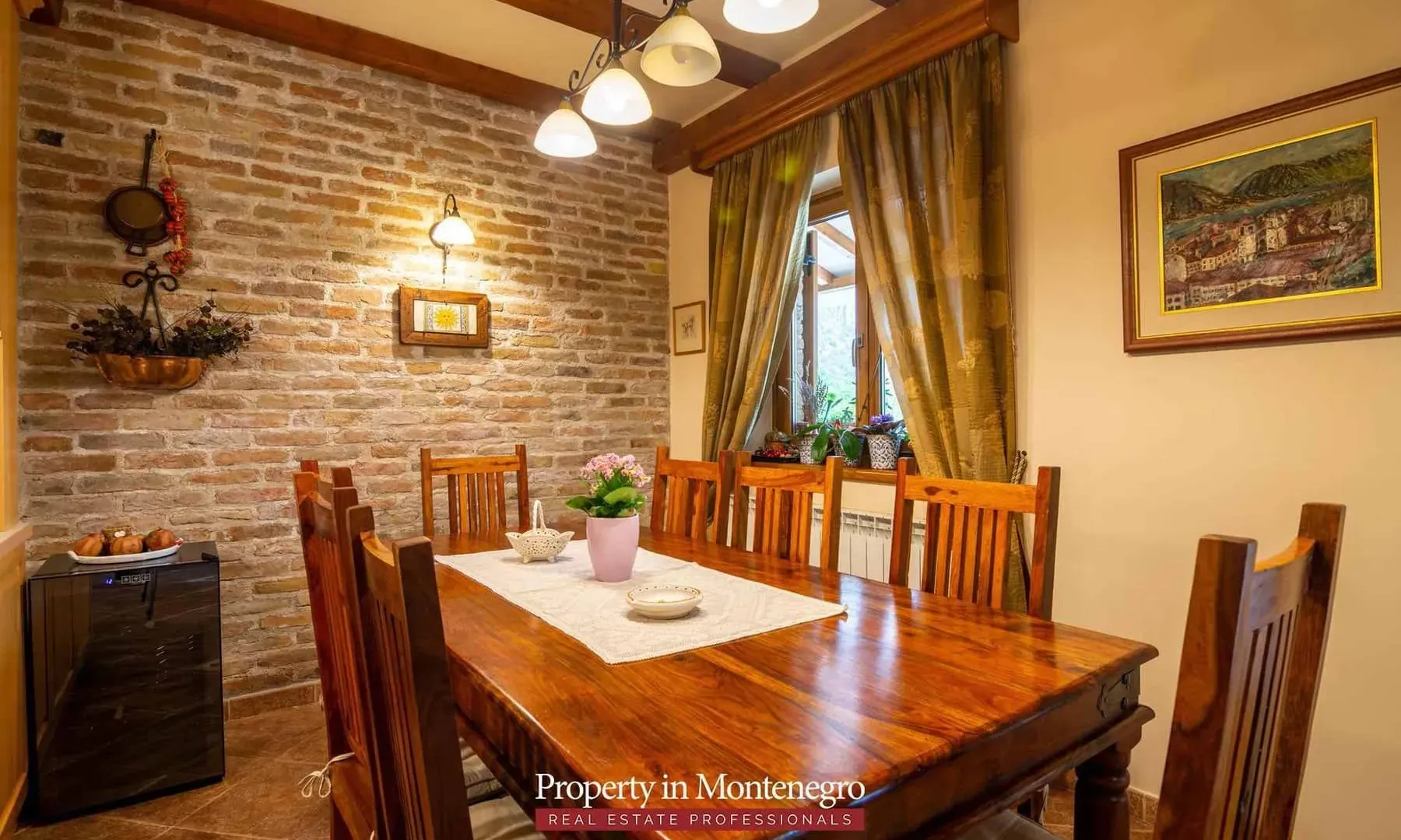 Prodaja, kuća, 303m², Orahovac, Kotor