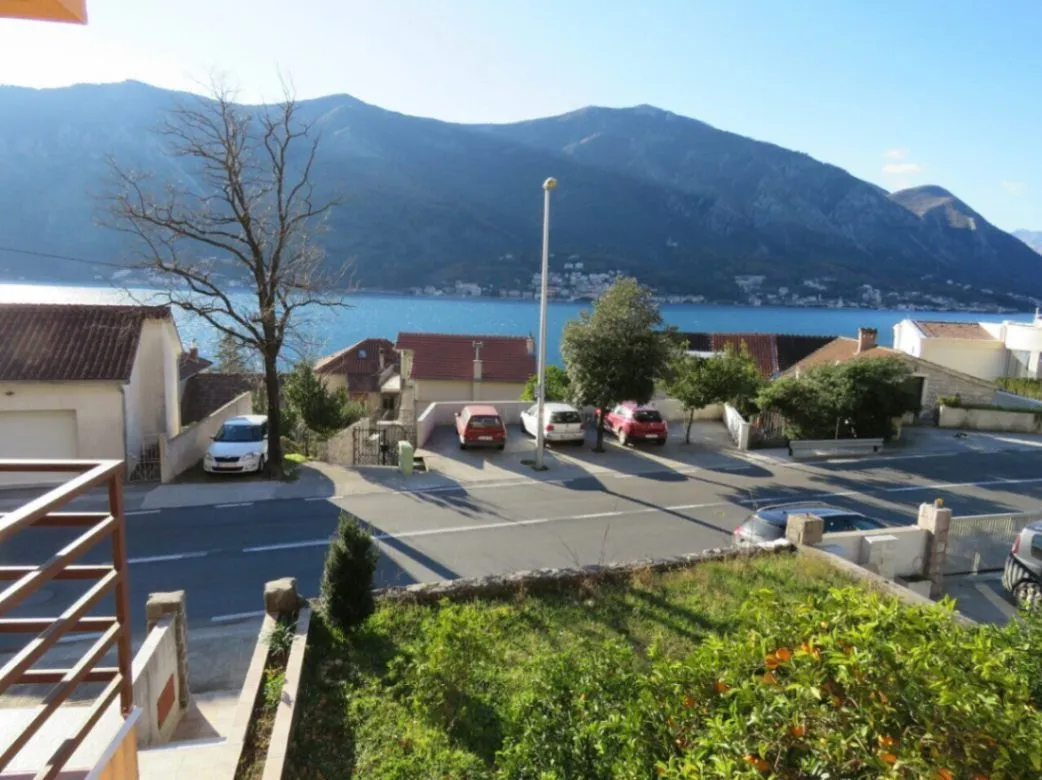 Sale, house, 250000m², Dobrota, Kotor