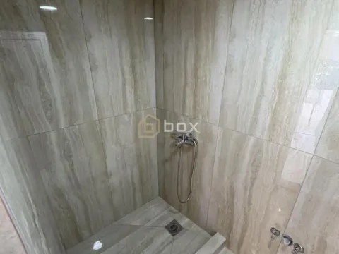 Izdavanje, poslovni prostor, 72m², Centar, Niš - image 10