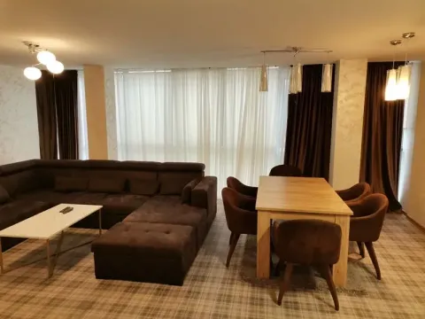 Rent, four bedroom apartment, 101m², Vračar Centar, Vračar Sve Podlokacije - image 2