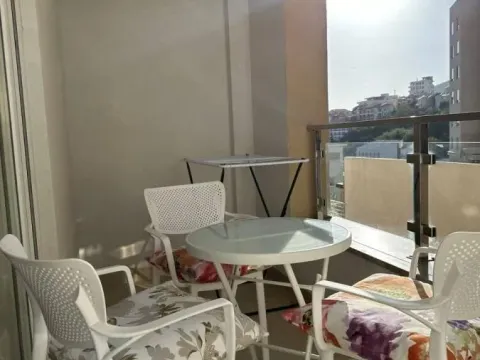 Sale, one bedroom apartment, 45m², Bečići, Budva - image 2