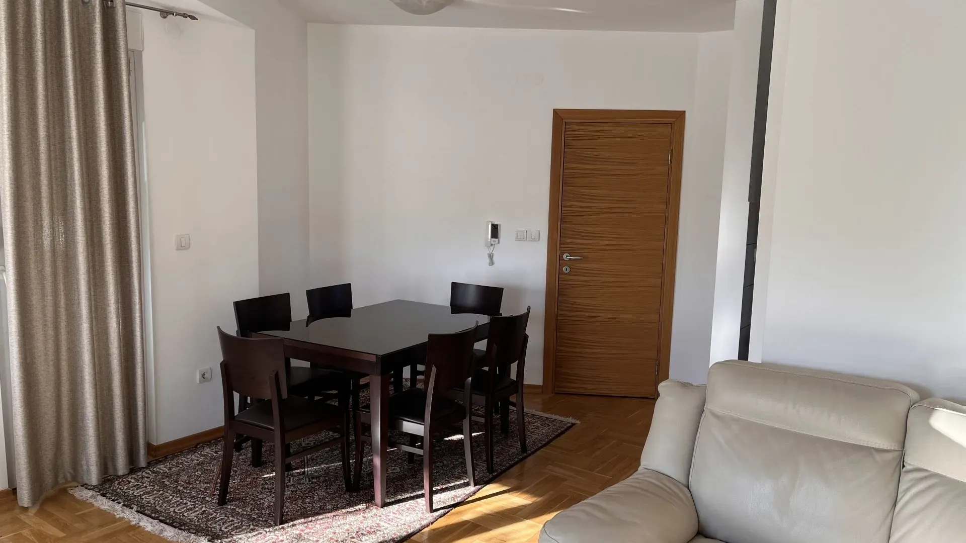 Prodaja, stan, 66m², Cetinje, Crna Gora