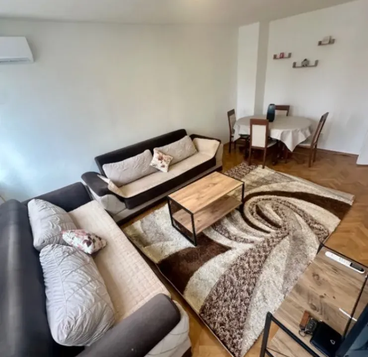 Izdavanje, dvosoban stan, 71m², Zabjelo, Podgorica