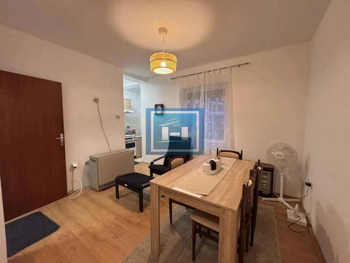 Izdavanje, garsonjera, 19m², Centar, Jagodina