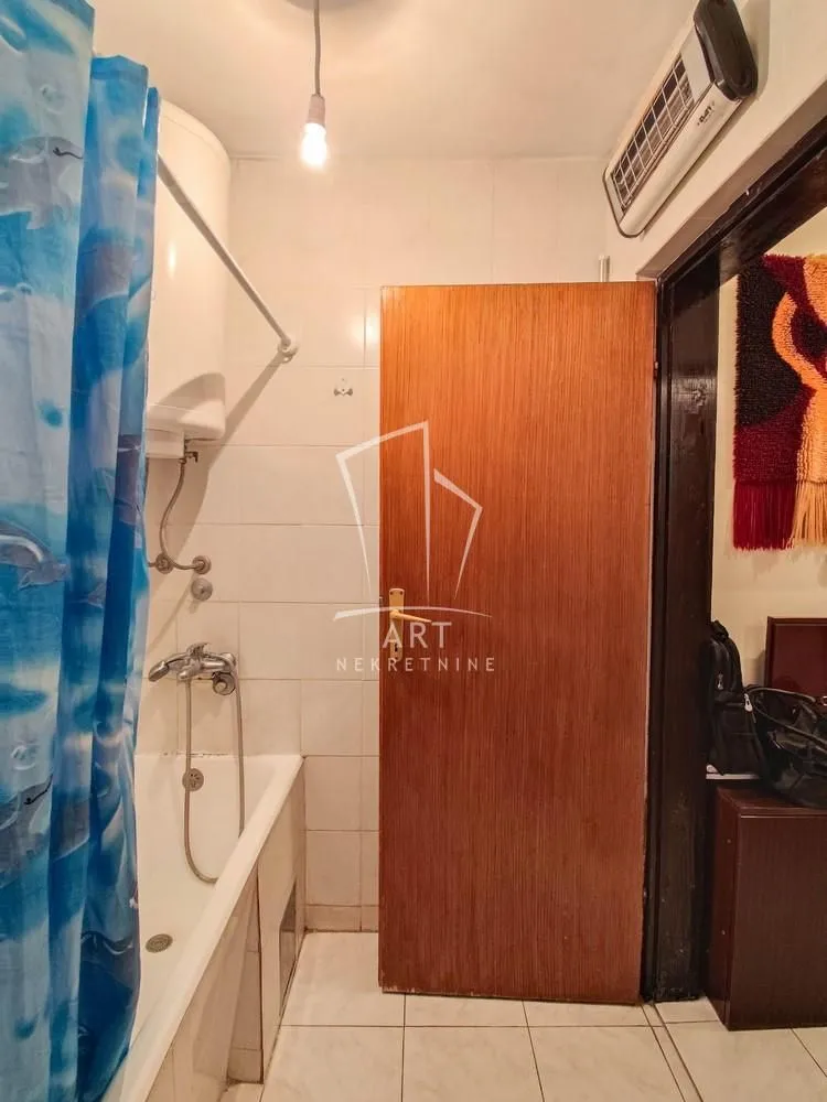 Sale, four bedroom apartment, 79m², Severni Bulevar, Zvezdara Sve Podlokacije