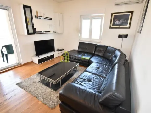 Izdavanje, dvosoban stan, 64m², City Kvart, Podgorica - image 6