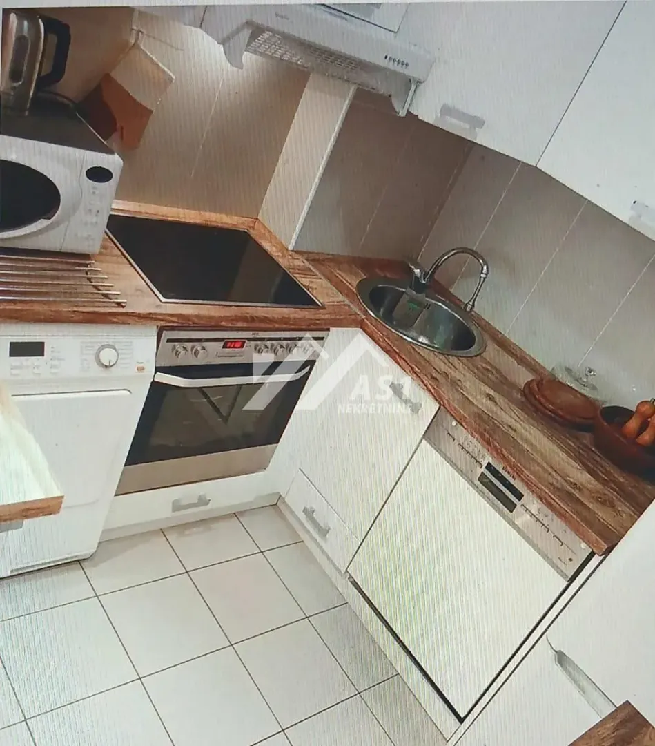 Rent, one bedroom apartment, 39m², Grbavica, Novi Sad Sve Podlokacije