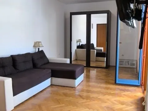 Sale, studio apartment, 25m², Bečići, Budva - image 1