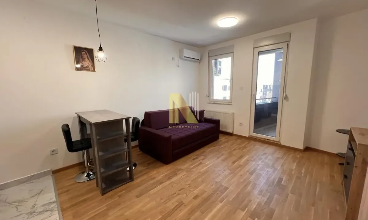 Izdavanje, garsonjera, 30m², Avijatičarsko naselje, Novi Sad Sve Podlokacije