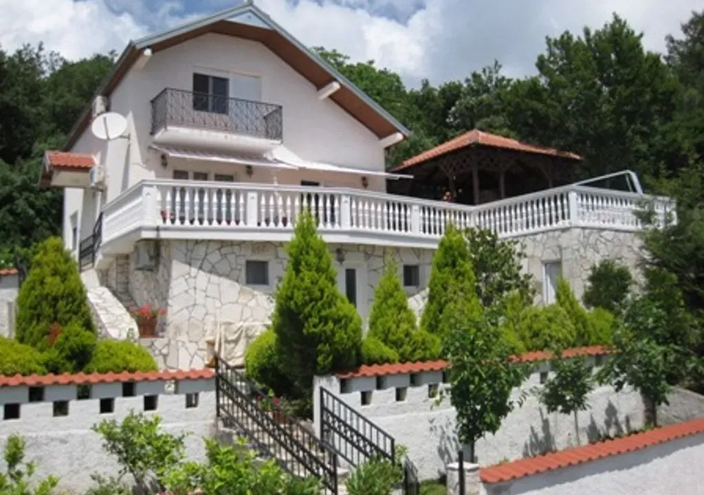 Sale, house, 189m², Sutomore, Bar