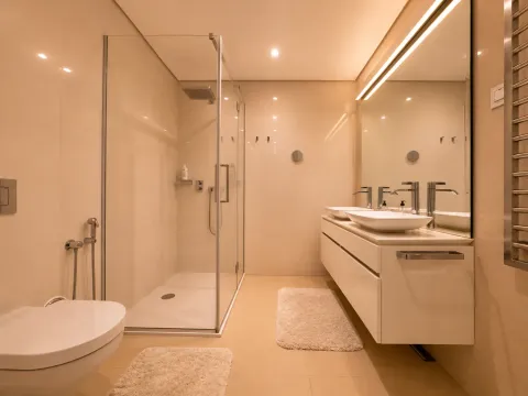 Izdavanje, dvosoban stan, 180m², Dukley Gardens, Budva - image 9
