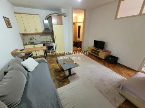 Rent, two bedroom apartment, 40m², Lekino Brdo, Voždovac Sve Podlokacije - image 3