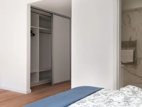 Sale, five bedroom apartment, 253m², Kotor, Crna Gora - image 14