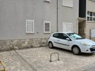 Rent, one bedroom apartment, 46m², Dubovica, Budva - image 10