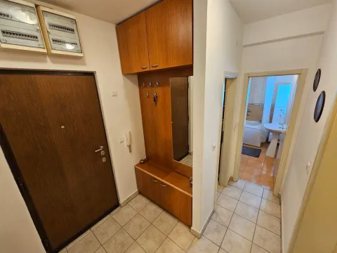 Rent, two bedroom apartment, 74m², Preko Morače, Podgorica - image 9